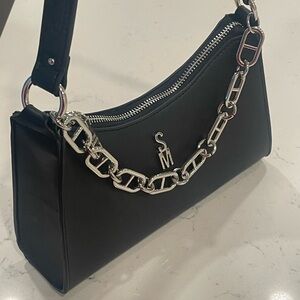 STEVE MADDEN BLACK BMIKA smooth faux leather shoulder bag Y2K